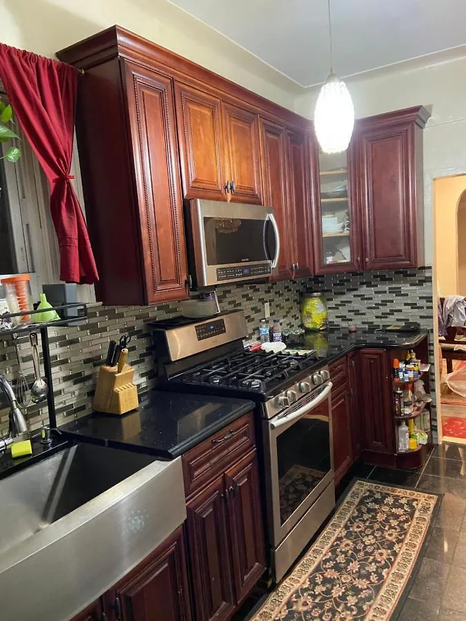 Guest house A Big Room In Queens New York United States