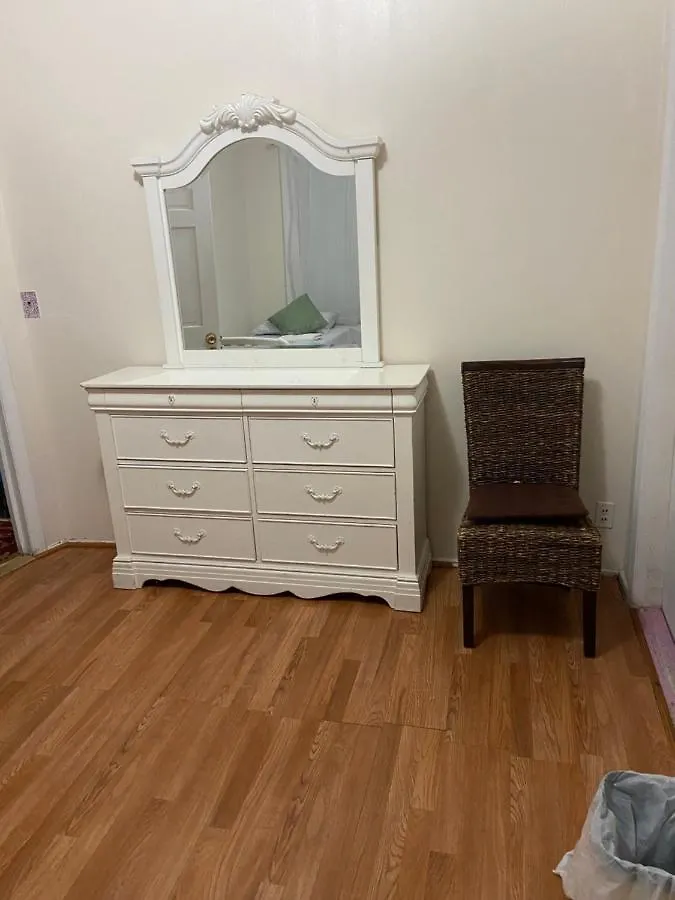 A Big Room In Queens New York Guest house