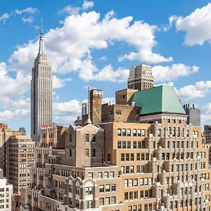 Courtyard By Marriott Times Square West Otel